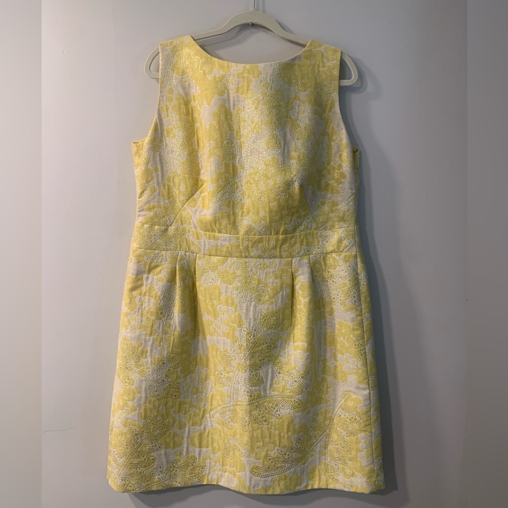 Tahari Arthur S. Levine Size 16W Metallic Gold Sleeveless Dress